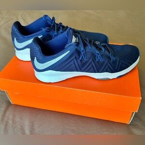 Nike women’s Zoom Condition training shoes, size 7.5, worn once, navy blue
